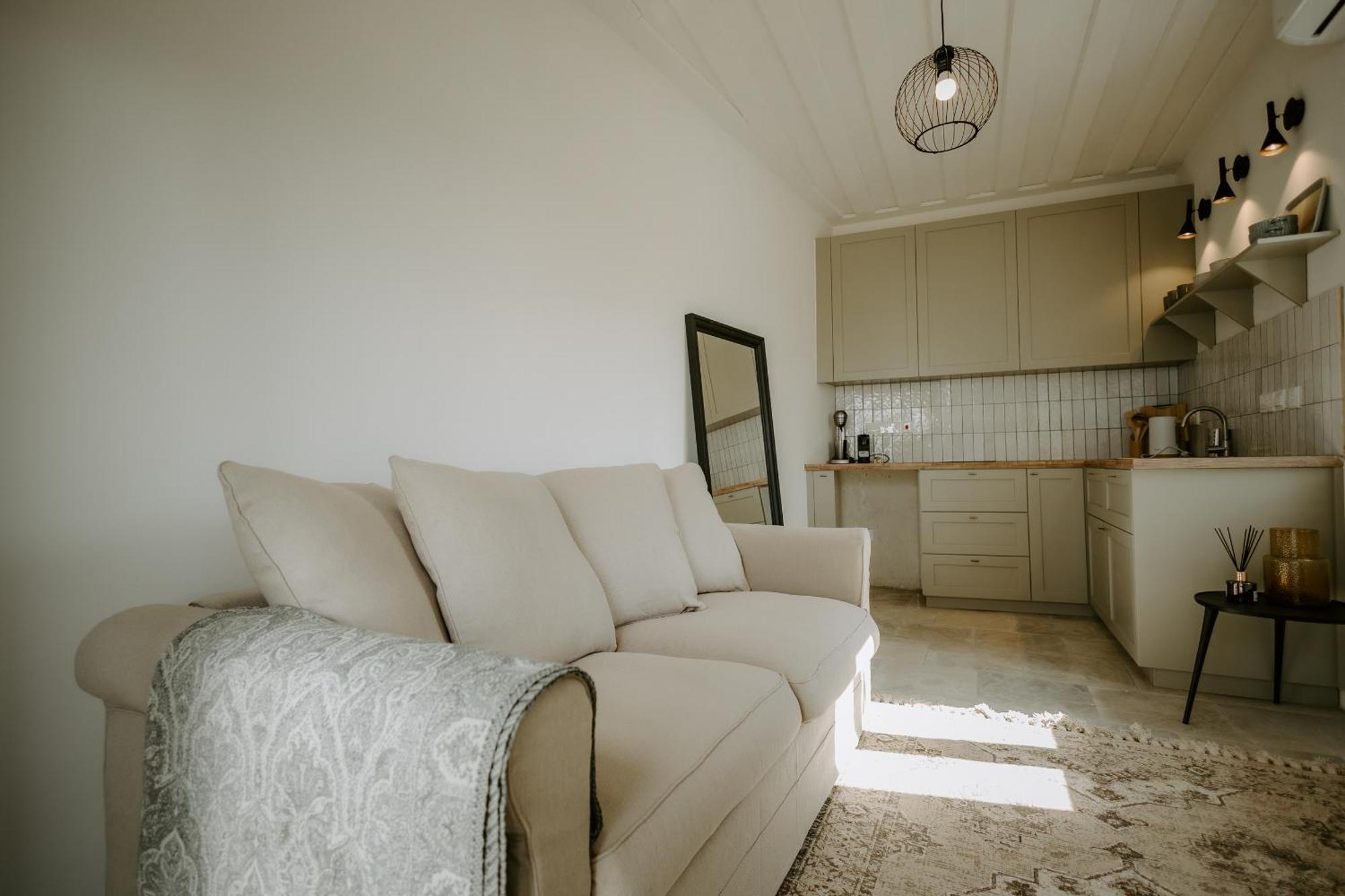 Smaragda'S Guest Rooms ليماسول المظهر الخارجي الصورة
