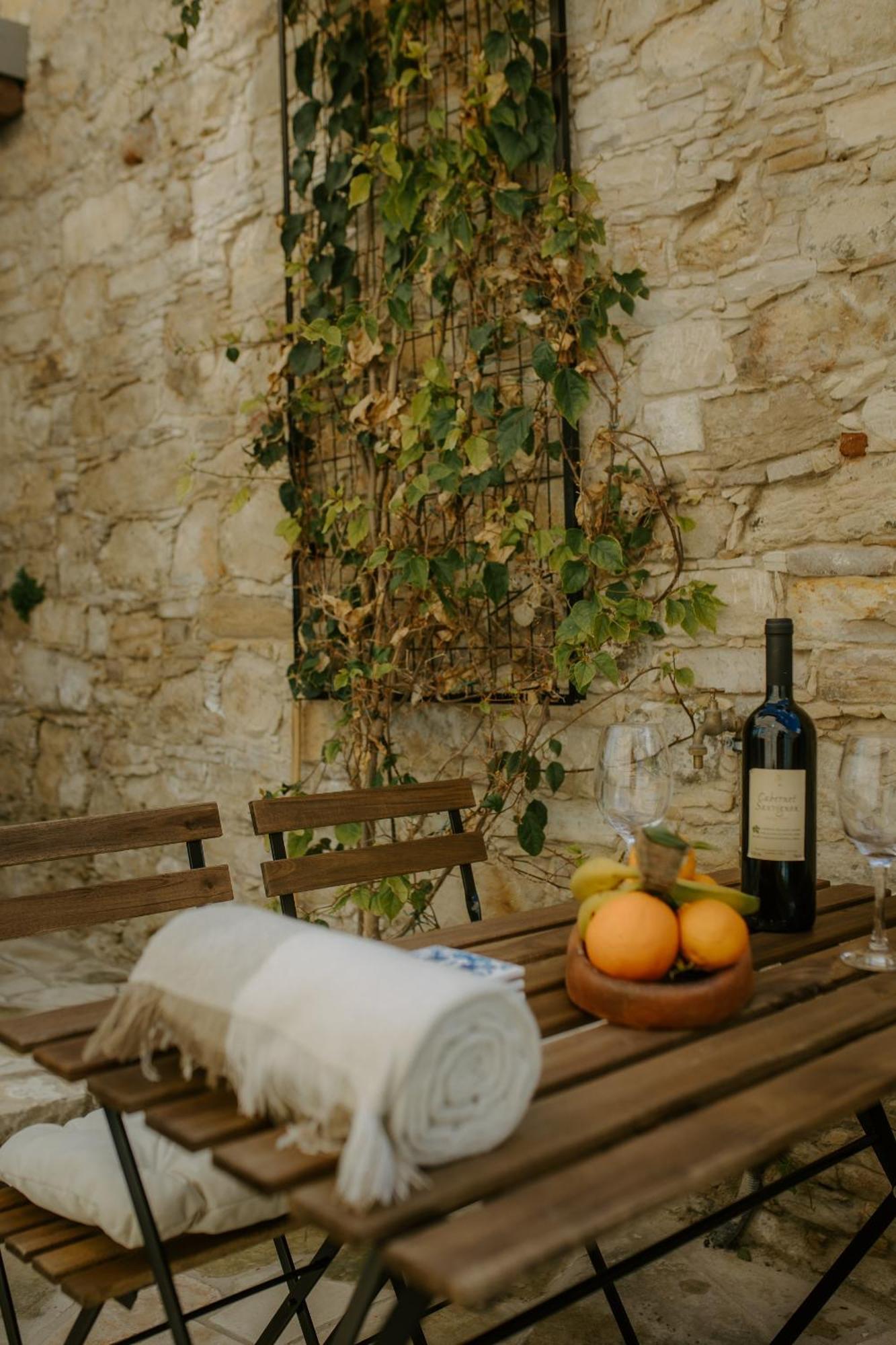 Smaragda'S Guest Rooms ليماسول المظهر الخارجي الصورة
